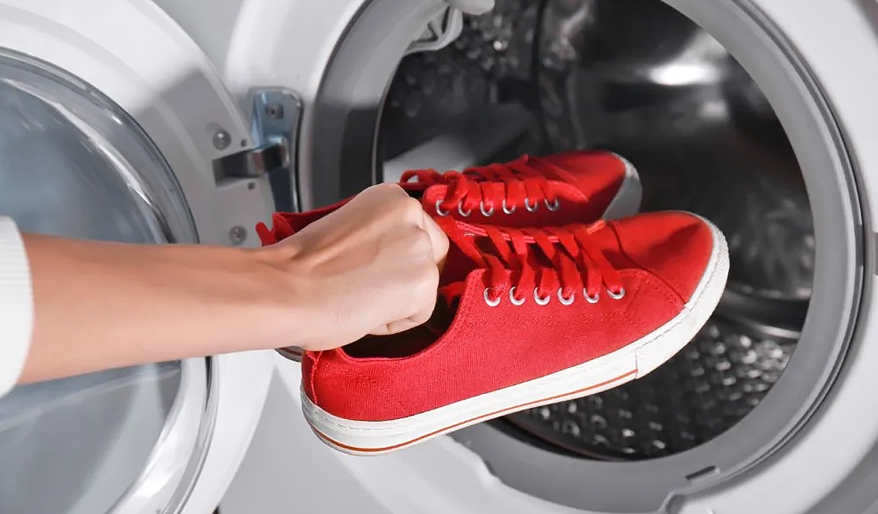 Clean canvas shoes in a washing machine