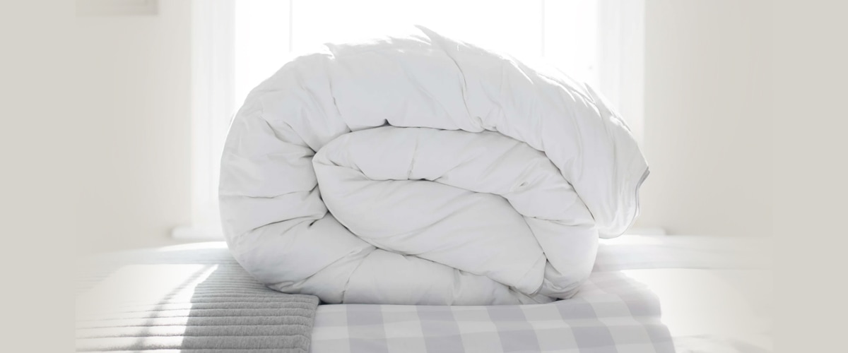 How to clean a down comforter at home